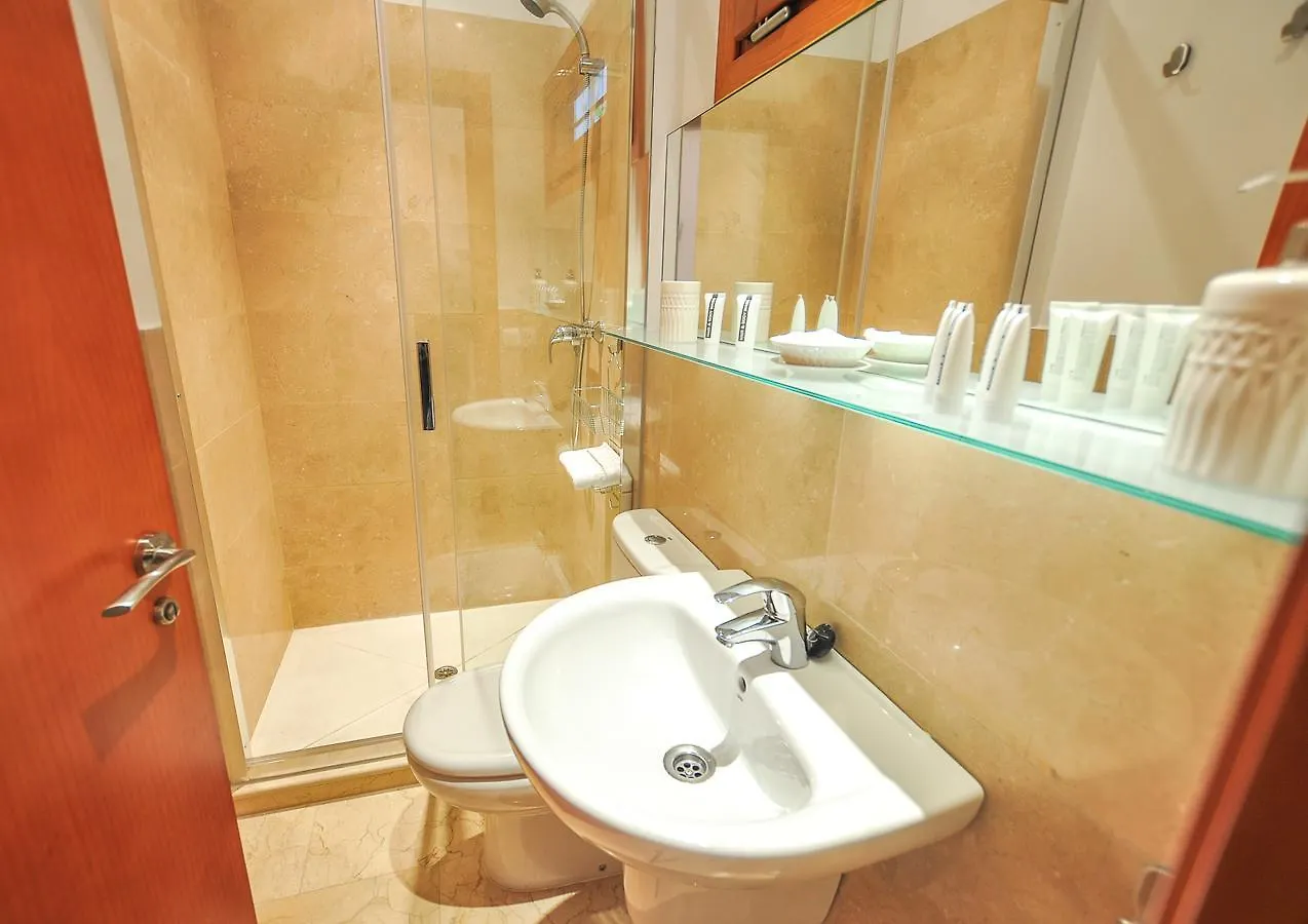 Renthas Vid Loft Apartment Malaga